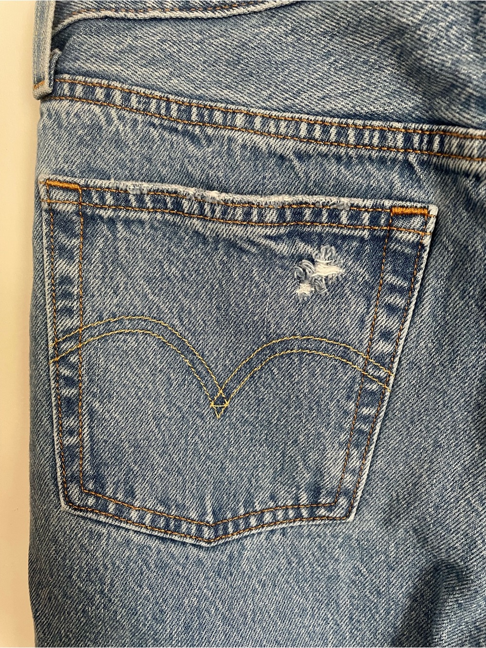 Levi's 501 Button-Fly Jeans with Rips - Picture 7 of 16